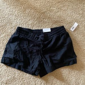 BNWT old navy black linen shorts